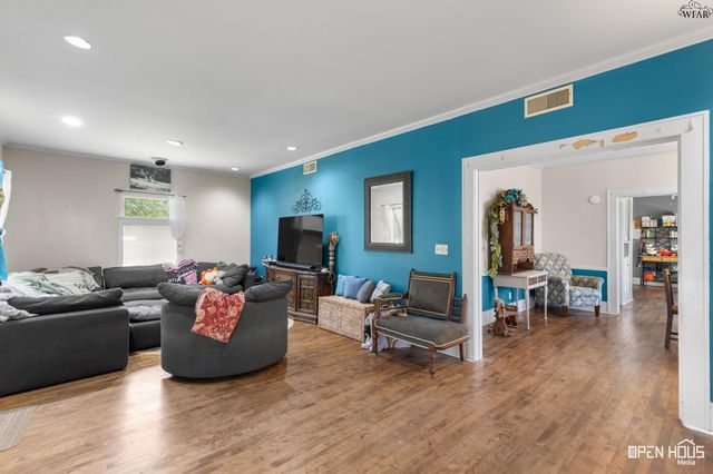 2001 VICTORY AVENUE, Wichita Falls, TX 76301