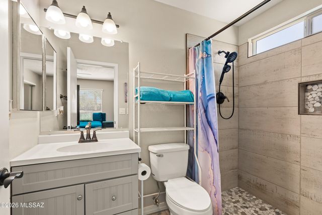 2642 S Black Moon Drive, Tucson, AZ 85730