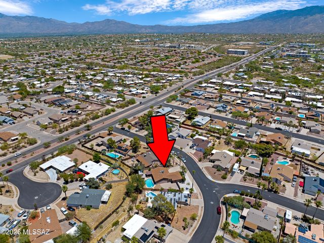 2642 S Black Moon Drive, Tucson, AZ 85730
