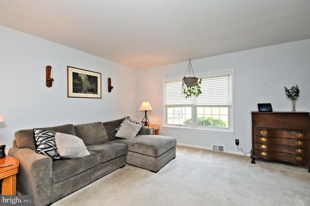 238 FOX RUN RD, King Of Prussia, PA 19406
