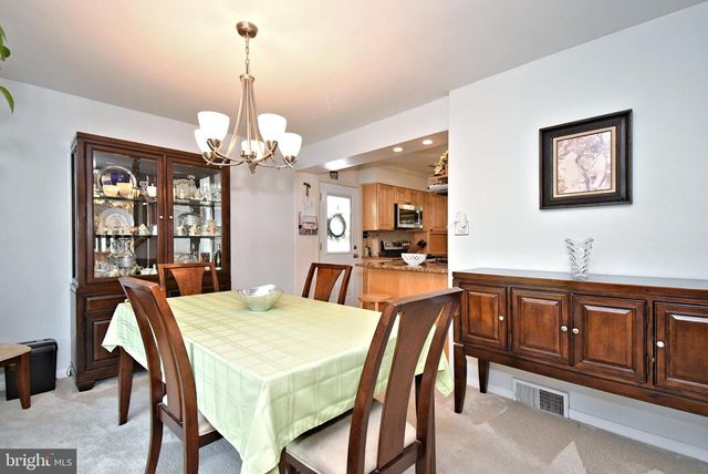 238 FOX RUN RD, King Of Prussia, PA 19406