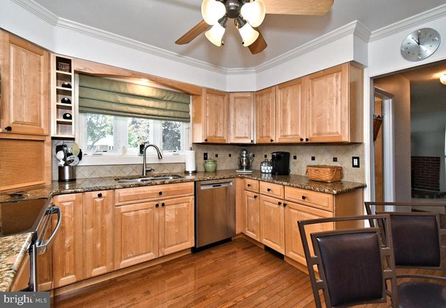 238 FOX RUN RD, King Of Prussia, PA 19406