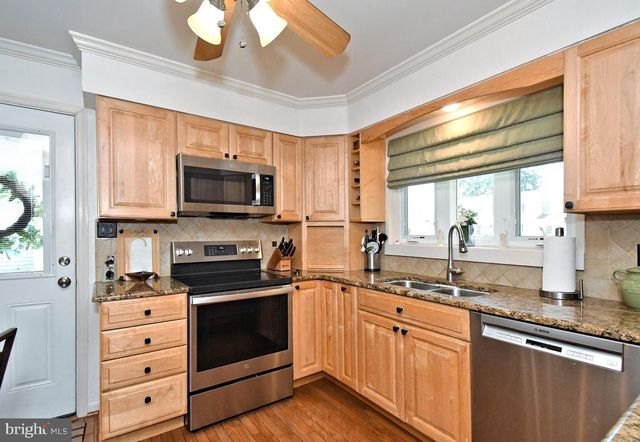 238 FOX RUN RD, King Of Prussia, PA 19406