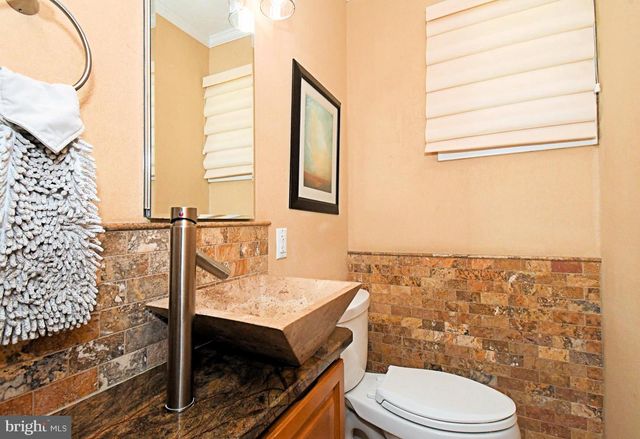 238 FOX RUN RD, King Of Prussia, PA 19406