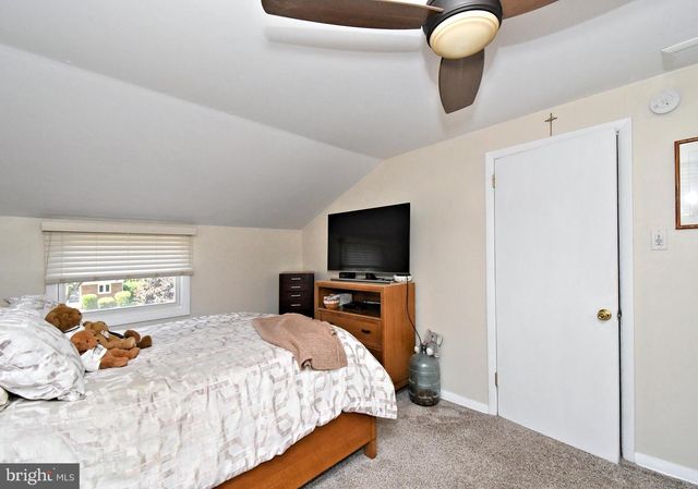 238 FOX RUN RD, King Of Prussia, PA 19406