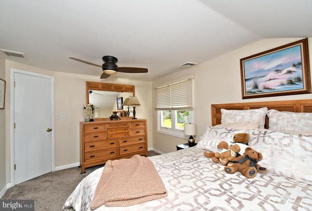 238 FOX RUN RD, King Of Prussia, PA 19406
