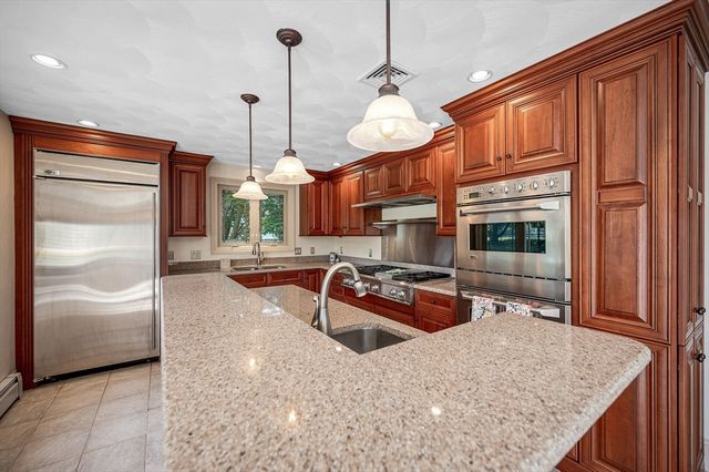 18 Ballardvale Street, Wilmington, MA 01887
