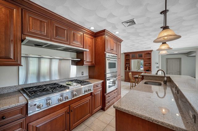 18 Ballardvale Street, Wilmington, MA 01887