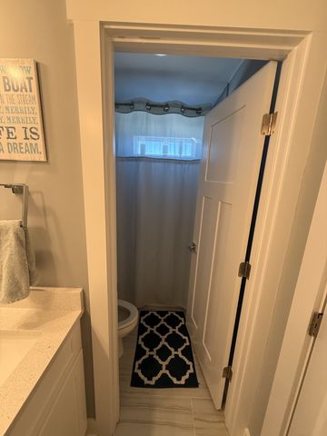 6014B California Ave B, Nashville, TN 37209