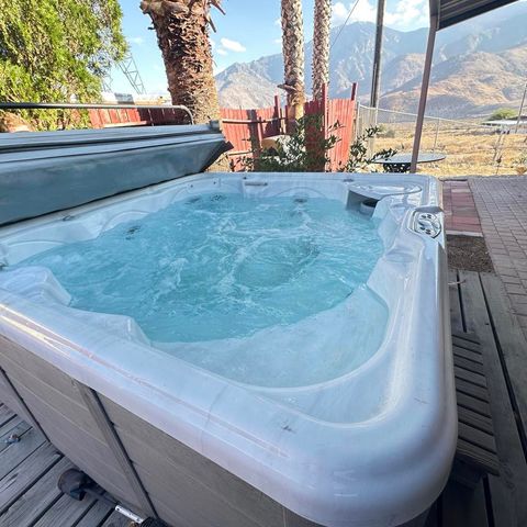 55561 Haugen Lehman Way, Whitewater, CA 92282