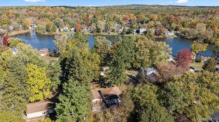 1334 De Goff Court, Lake Orion, MI 48362