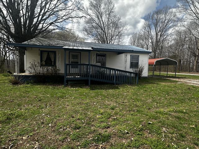 455 Eagle Factory Rd, Lawrenceburg, TN 38464