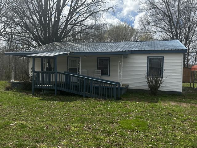 455 Eagle Factory Rd, Lawrenceburg, TN 38464