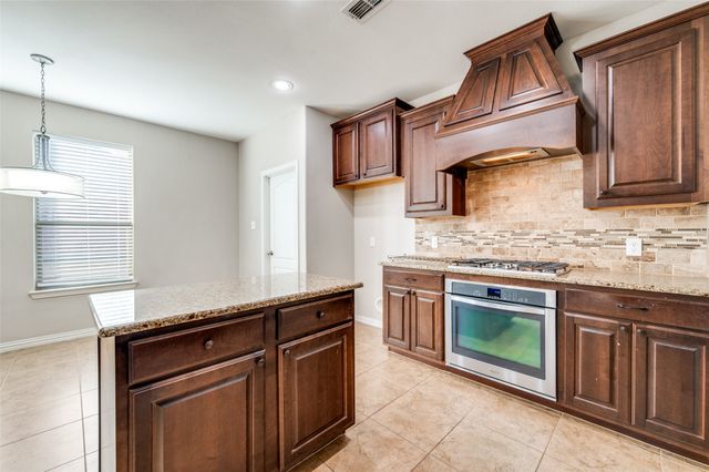 1501 Martin Creek Drive, Little Elm, TX 75068