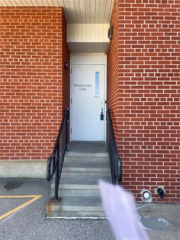 1100 8th Avenue, Marion, IA 52302