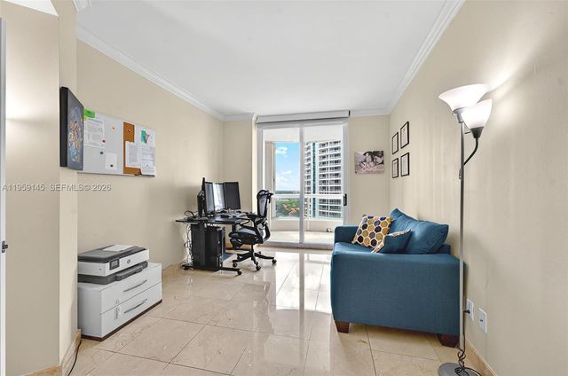 21050 Point Place 2301, Aventura, FL 33180