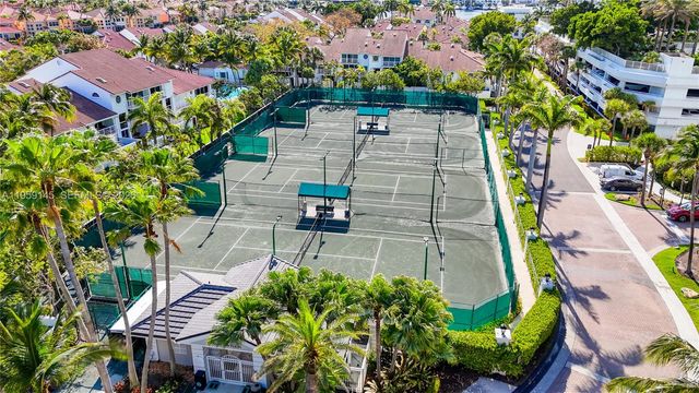 21050 Point Place 2301, Aventura, FL 33180