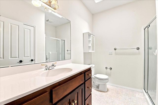 2884 Rough Stone Way, Meridian, ID 83646