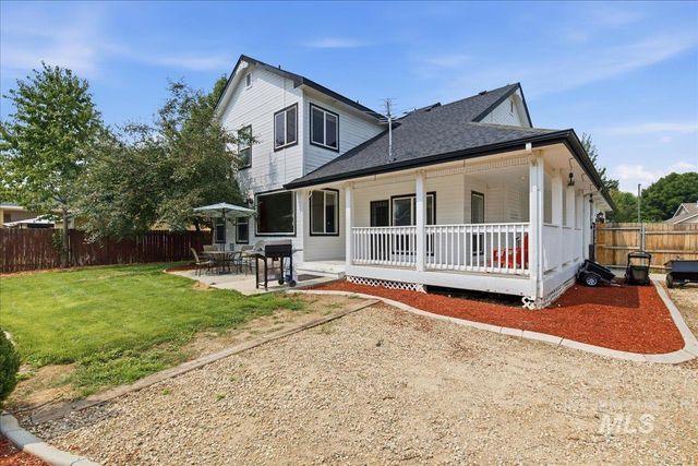 2884 Rough Stone Way, Meridian, ID 83646
