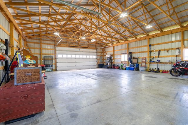 15800 63rd Street, Milan, IL 61264