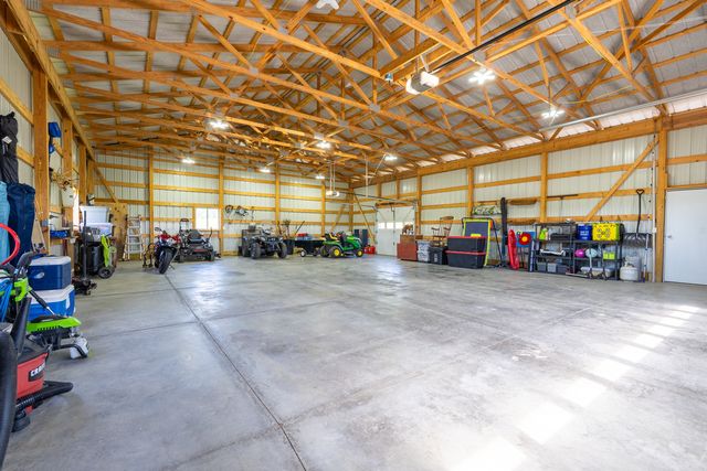 15800 63rd Street, Milan, IL 61264
