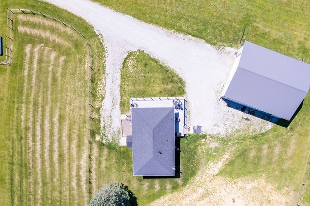 15800 63rd Street, Milan, IL 61264