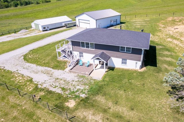 15800 63rd Street, Milan, IL 61264