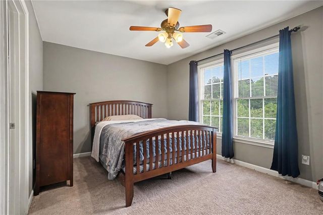 521 Richmond Place, Loganville, GA 30052