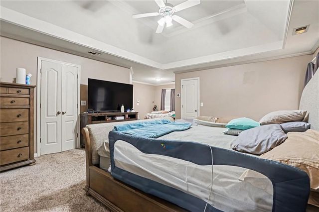 521 Richmond Place, Loganville, GA 30052