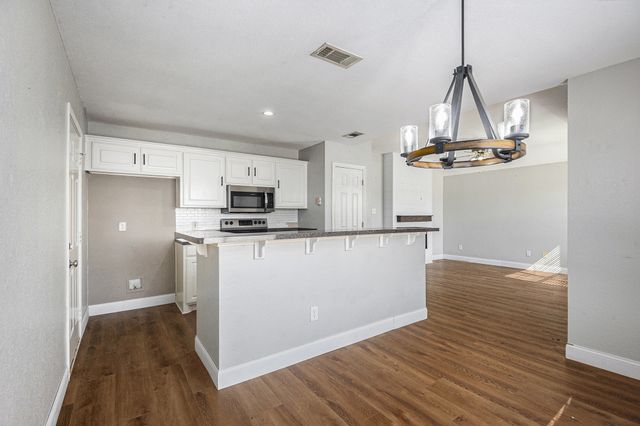 408 Mesquite Drive, Rio Vista, TX 76093