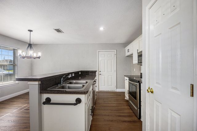 408 Mesquite Drive, Rio Vista, TX 76093