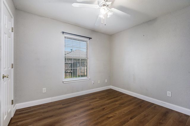 408 Mesquite Drive, Rio Vista, TX 76093