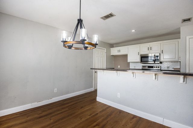 408 Mesquite Drive, Rio Vista, TX 76093