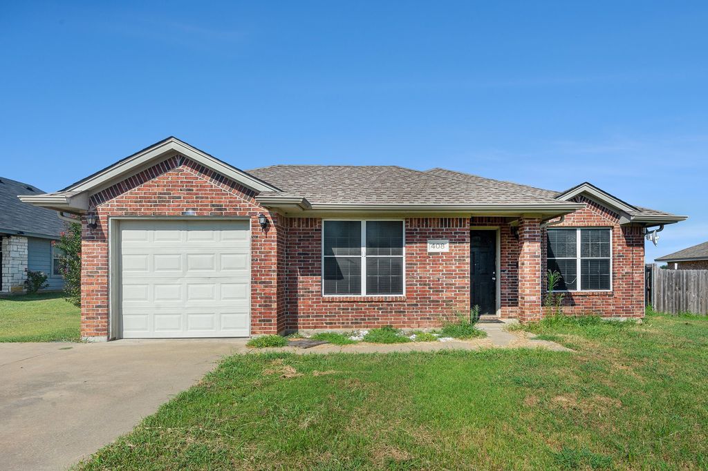 408 Mesquite Drive, Rio Vista, TX 76093