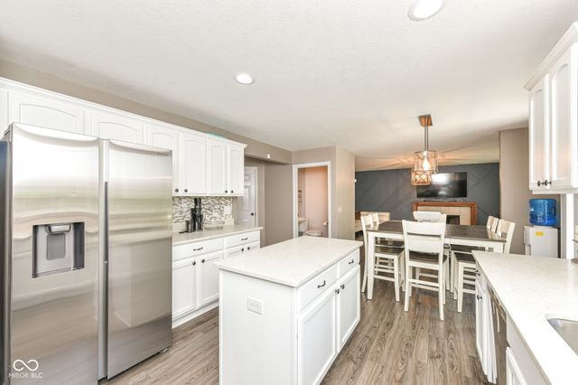 6137 Dado Drive, Noblesville, IN 46062