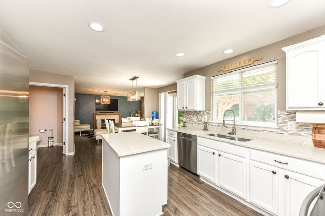 6137 Dado Drive, Noblesville, IN 46062