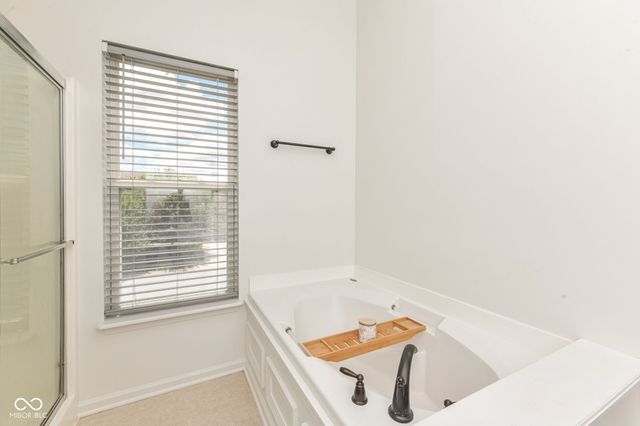 6137 Dado Drive, Noblesville, IN 46062