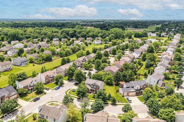 6137 Dado Drive, Noblesville, IN 46062