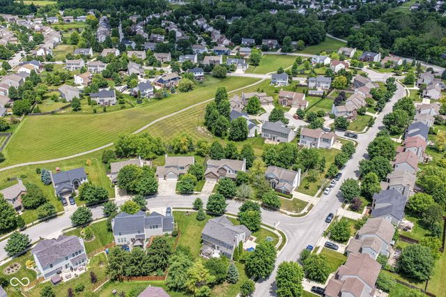 6137 Dado Drive, Noblesville, IN 46062