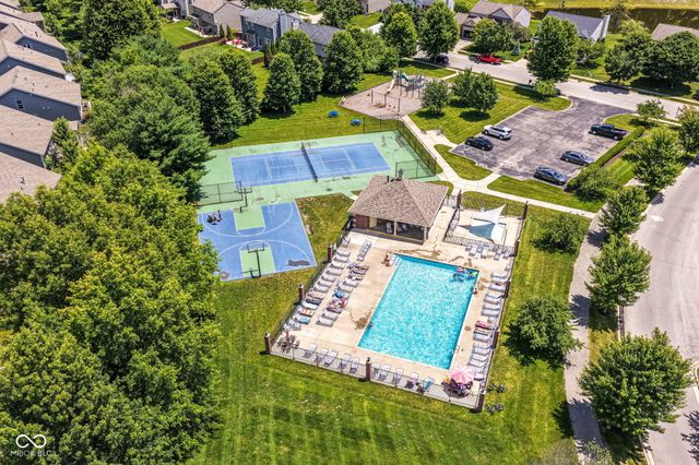 6137 Dado Drive, Noblesville, IN 46062