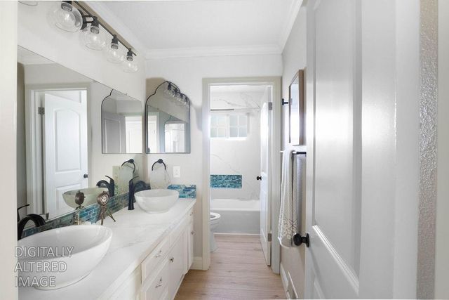 16012 Sycamore Ave, Patterson, CA 95363