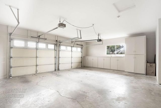 16012 Sycamore Ave, Patterson, CA 95363