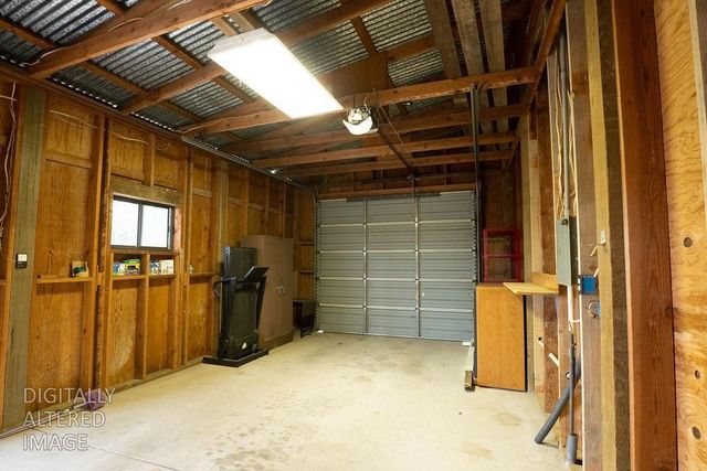 16012 Sycamore Ave, Patterson, CA 95363