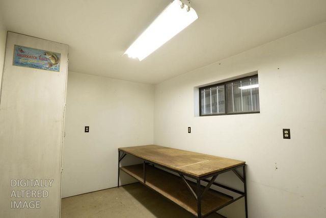 16012 Sycamore Ave, Patterson, CA 95363