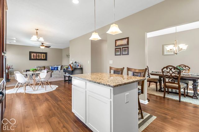 4621 W Dane Court, New Palestine, IN 46163