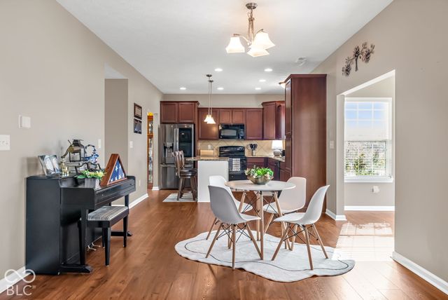 4621 W Dane Court, New Palestine, IN 46163