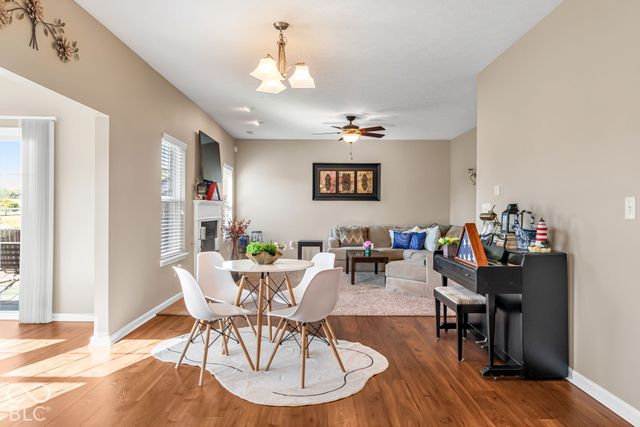4621 W Dane Court, New Palestine, IN 46163