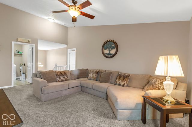 4621 W Dane Court, New Palestine, IN 46163