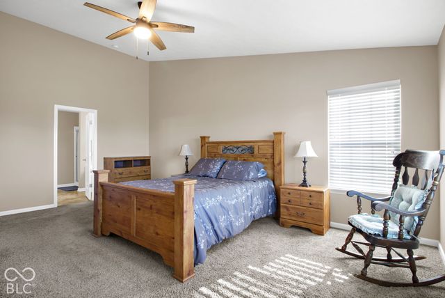 4621 W Dane Court, New Palestine, IN 46163