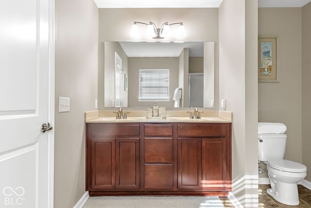 4621 W Dane Court, New Palestine, IN 46163